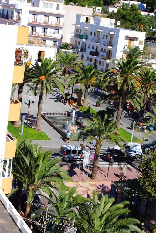 Hostal Mayol Santa Eulalia del Río Exterior foto