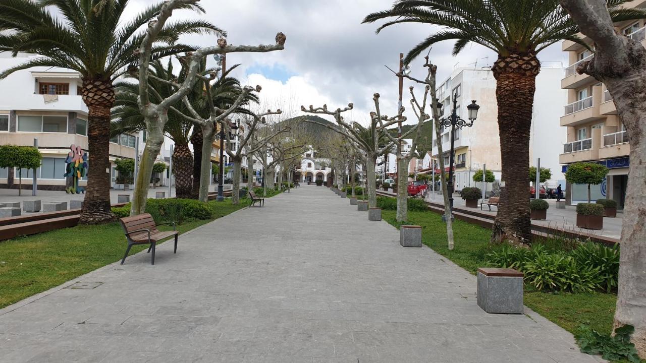 Hostal Mayol Santa Eulalia del Río Exterior foto